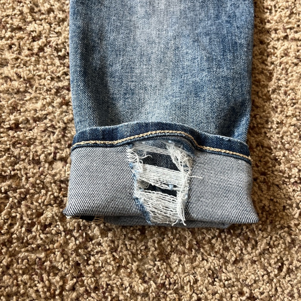 Maurice’s Ripped Jeans - Picture 7 of 10